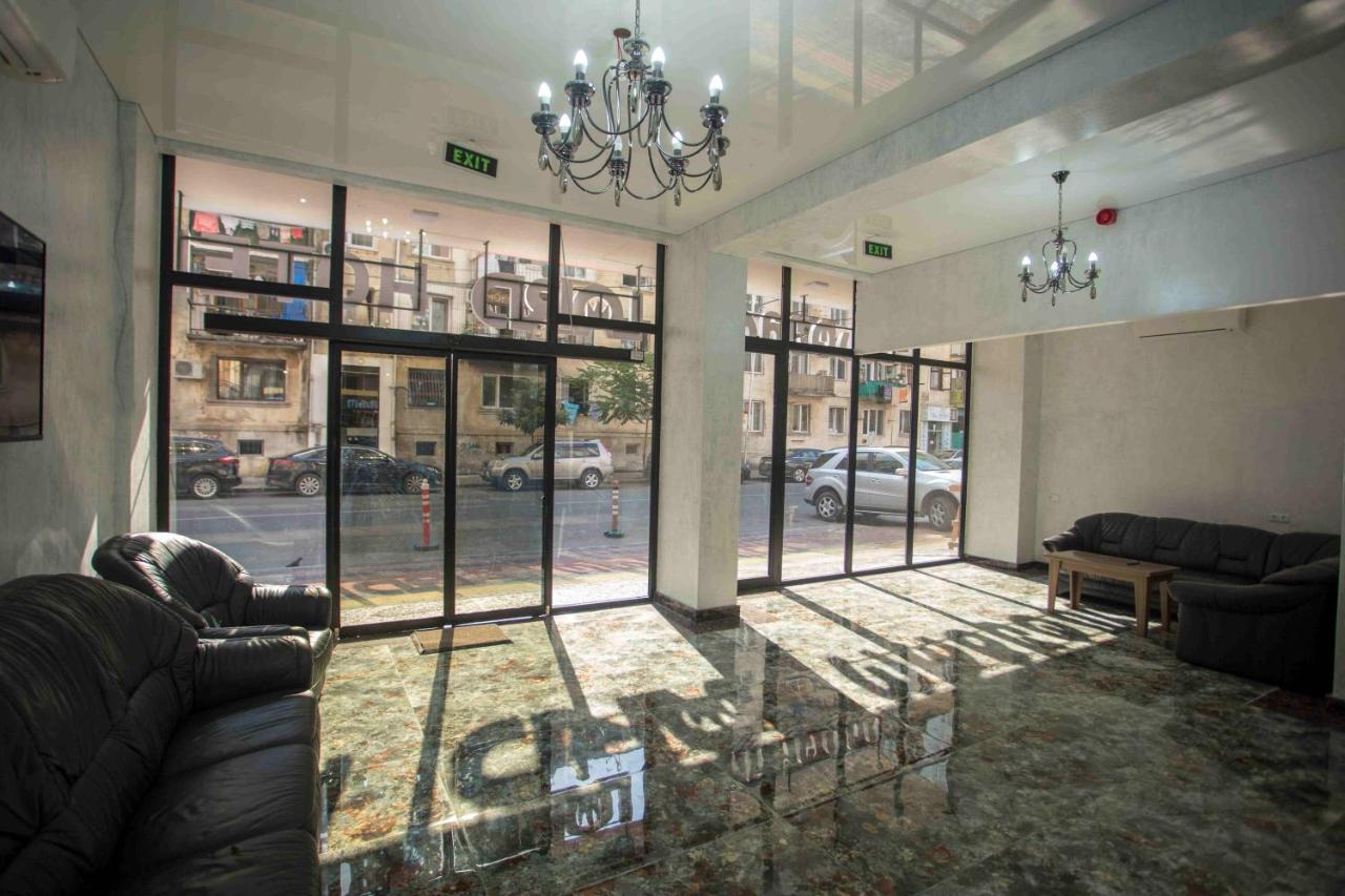 Hotel Lord باتومي المظهر الخارجي الصورة