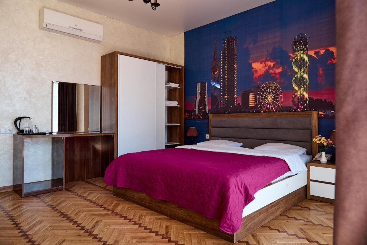 Hotel Lord باتومي المظهر الخارجي الصورة